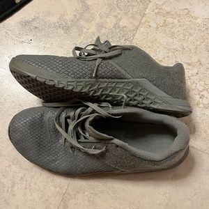 Men's Nike sneakers, size 10.5